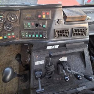 foto 4x4 Praga UV80 winterdienst 9.3t kommunal DEUTZ motor streuer pflug